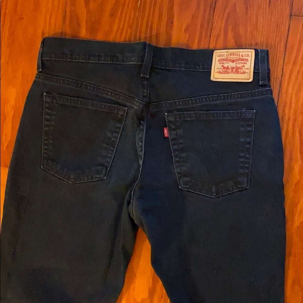 Levi’s 515 Boot cut 99% cotton black jeans EUC 10